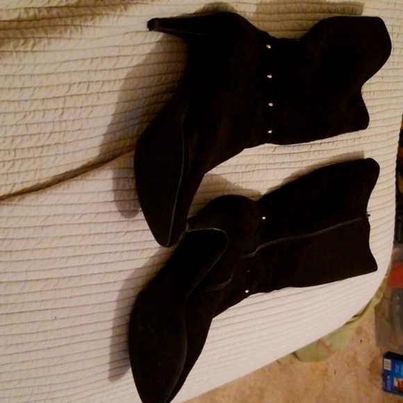 🔥Black Micro Suade 2" Heel Calf High Boot w/Gold Embellishments - Picture 5 of 7